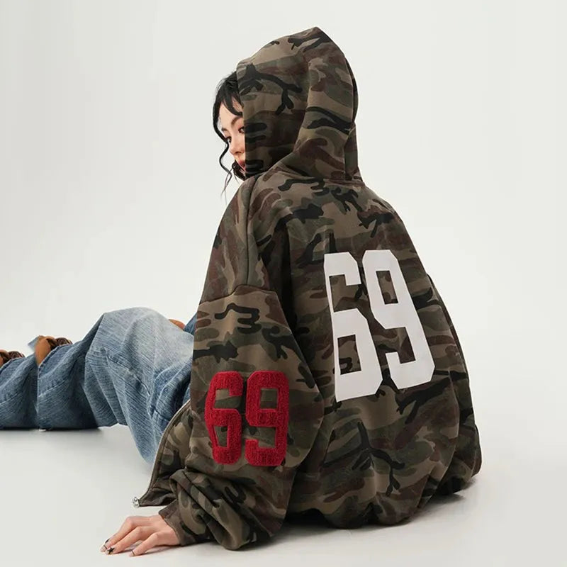 AZELIA© “69 DIVISION” ZIP HOODIE