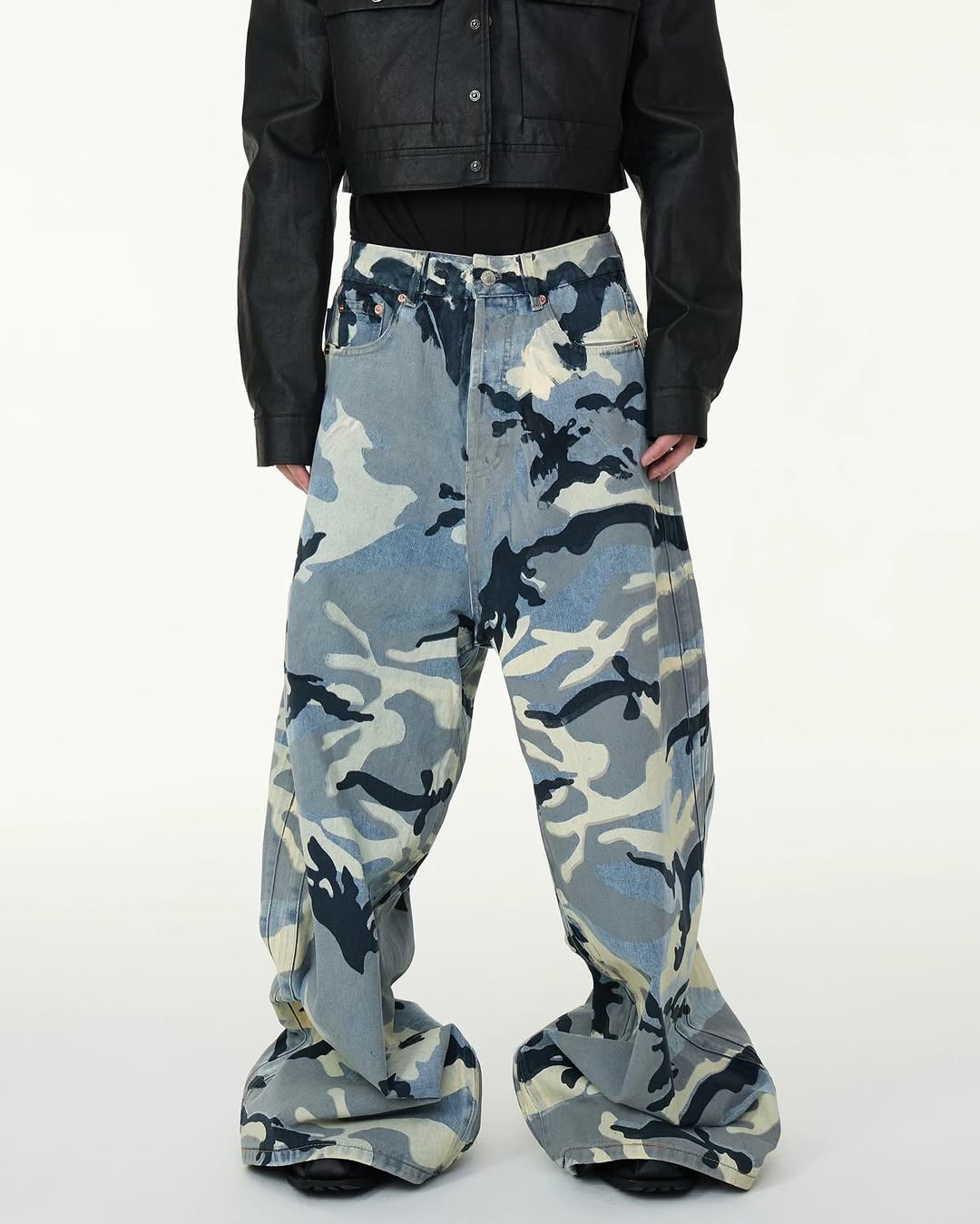 AZELIA© “BAGGY CAMO” DENIM