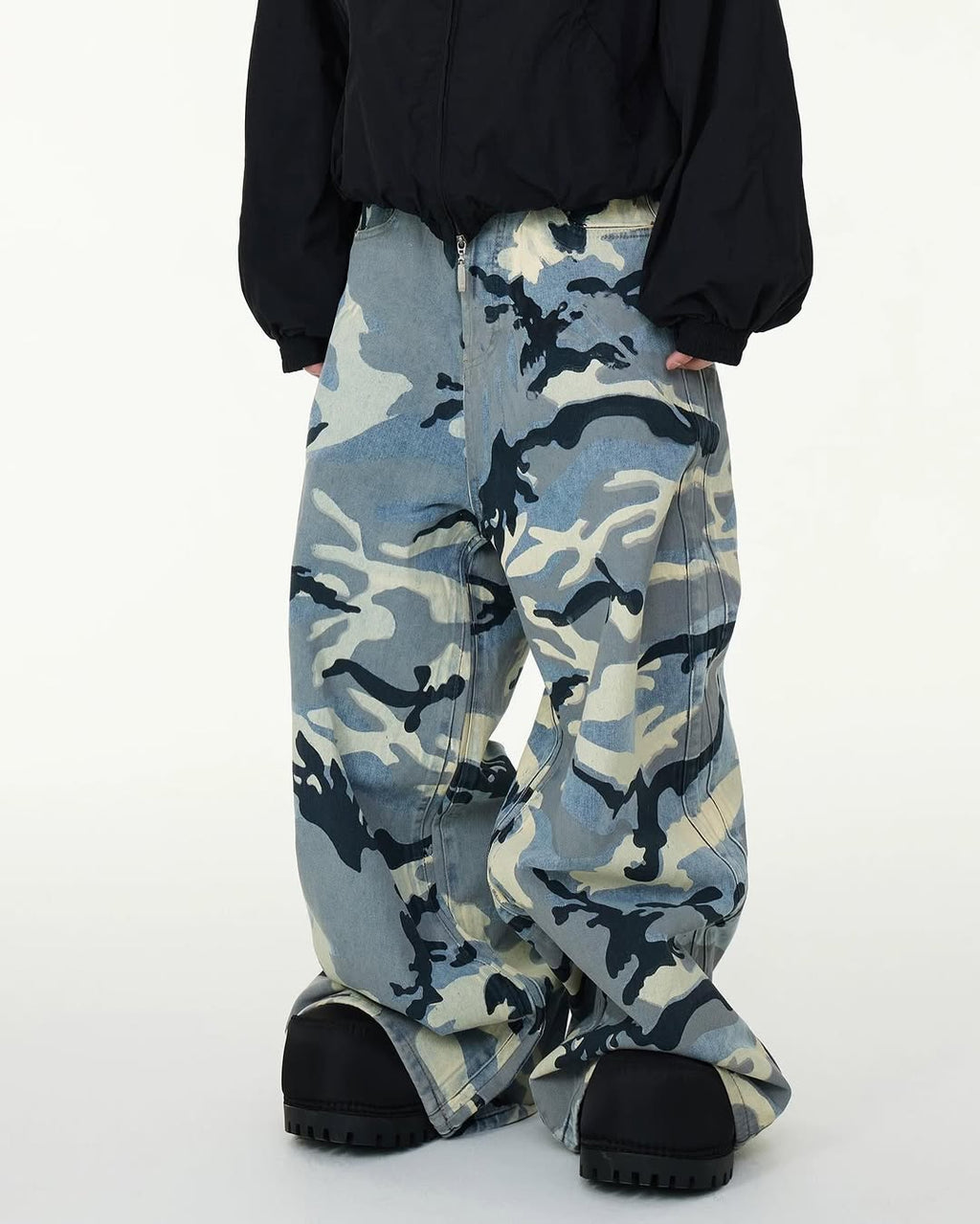 AZELIA© “BAGGY CAMO” DENIM