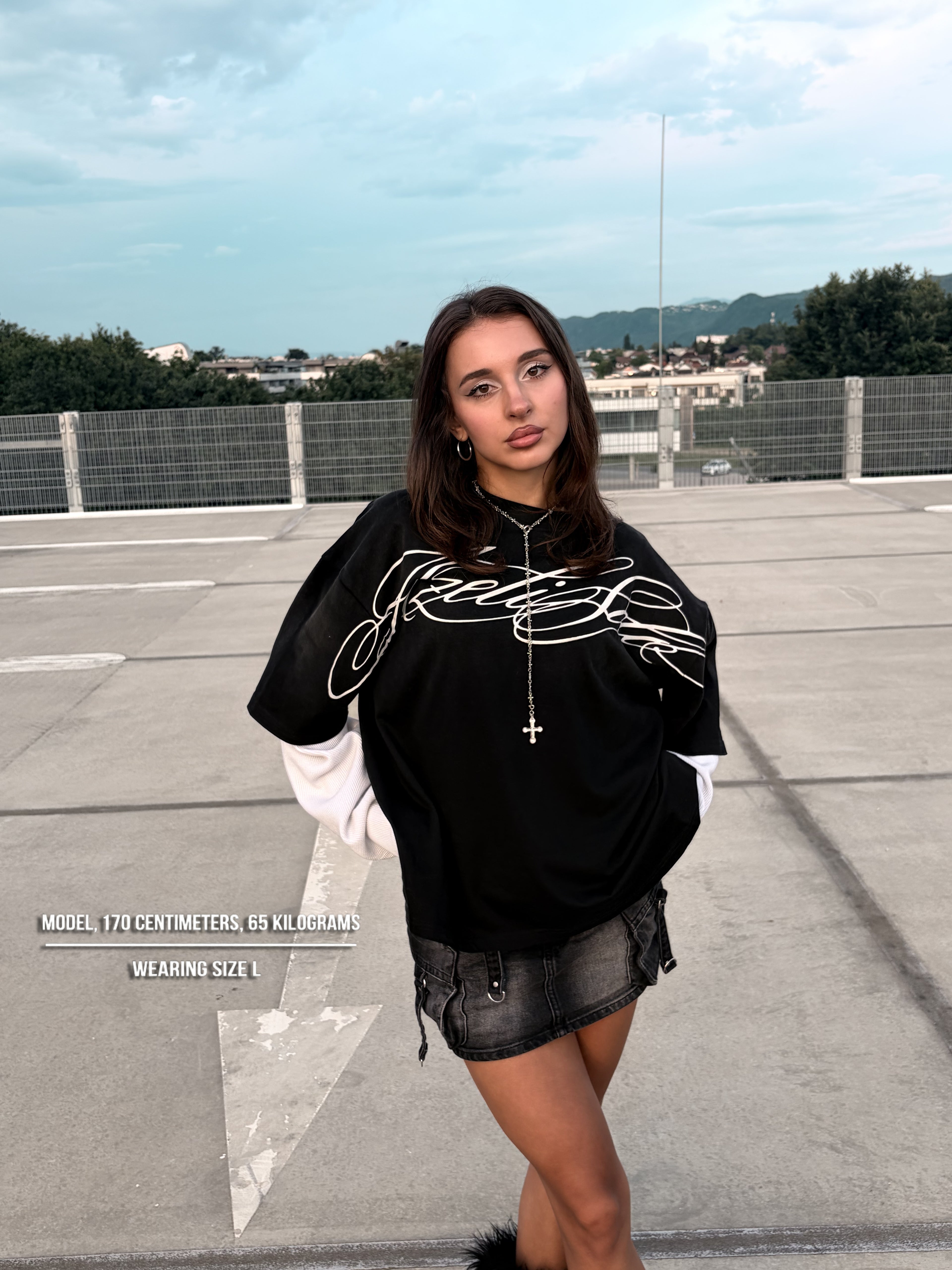 AZELIA© BLACK "WAFFLE" DOUBLE LONGSLEEVE