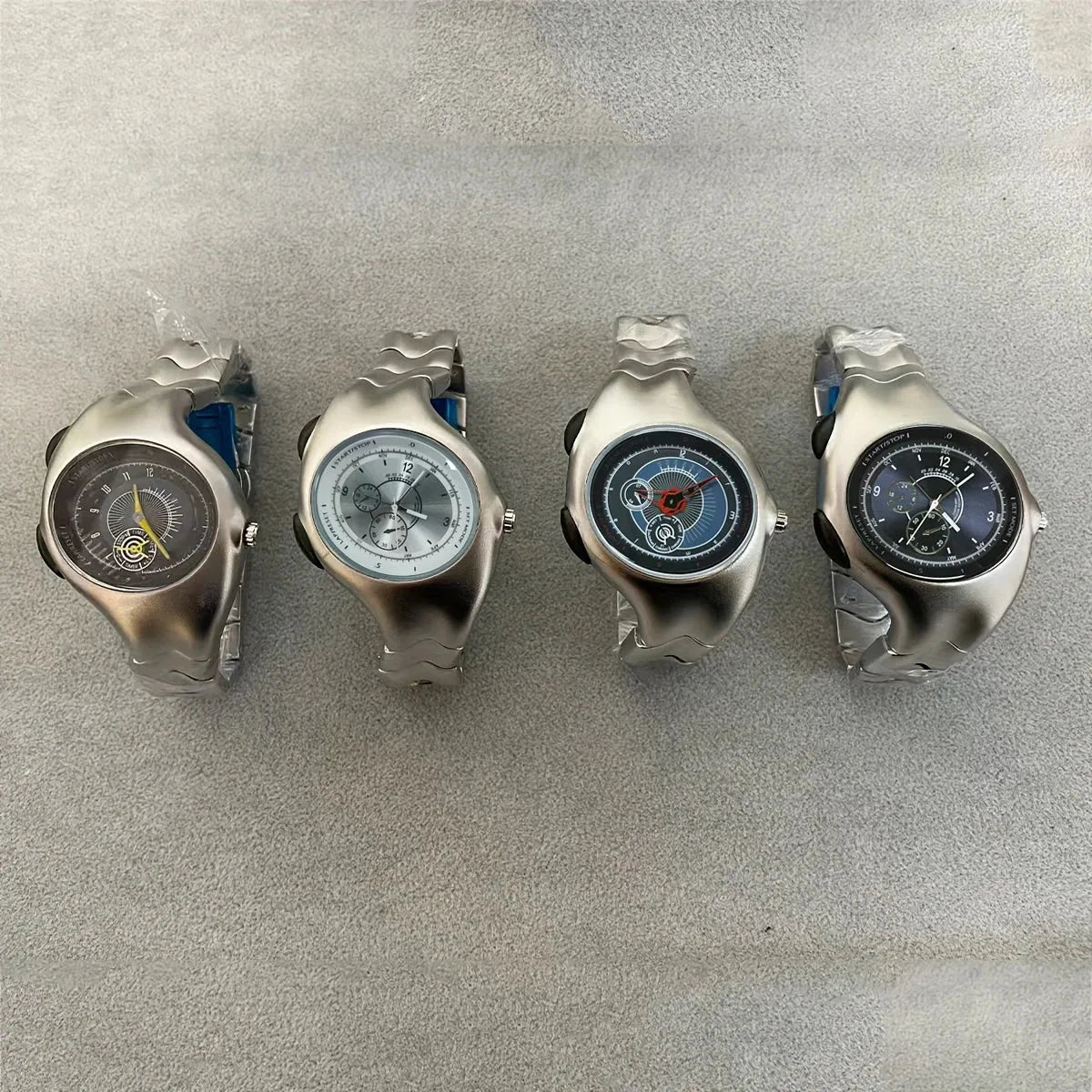 RETROGRADE “SILVER CHRONO” WATCH