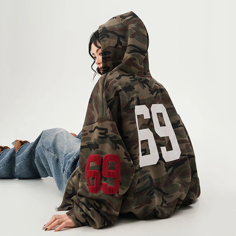 AZELIA© “69 DIVISION” ZIP HOODIE